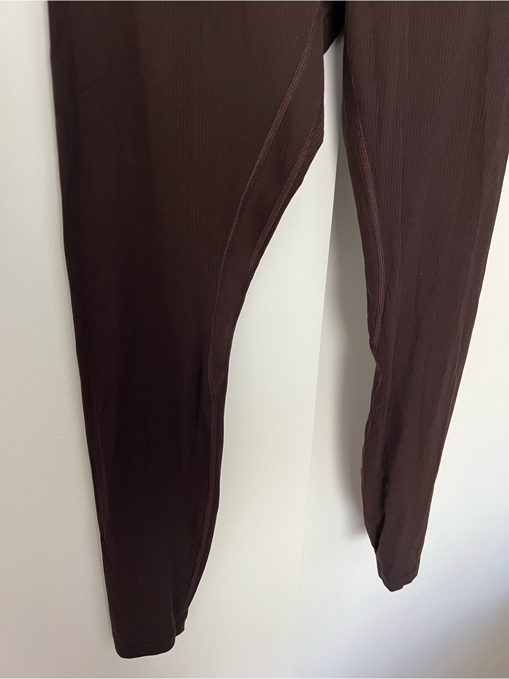 Lululemon Dark Brown Align High Rise Ribbed Leggings Tights 28" Size 6 - Picture 6 of 9